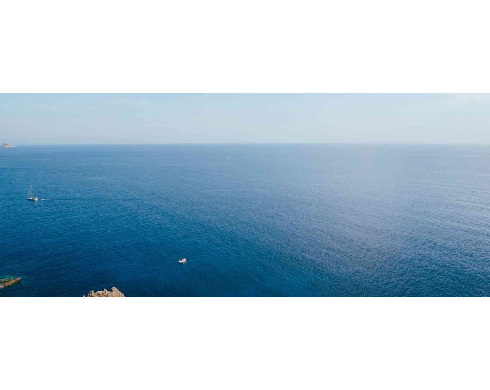 ΠΙΝΑΚΑΣ ΣΕ ΚΑΜΒΑ Ανοιχτή Θάλασσα
